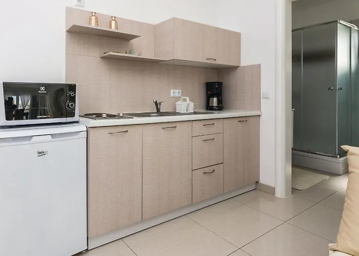 Apartment One-Bedroom Apartment In Vir