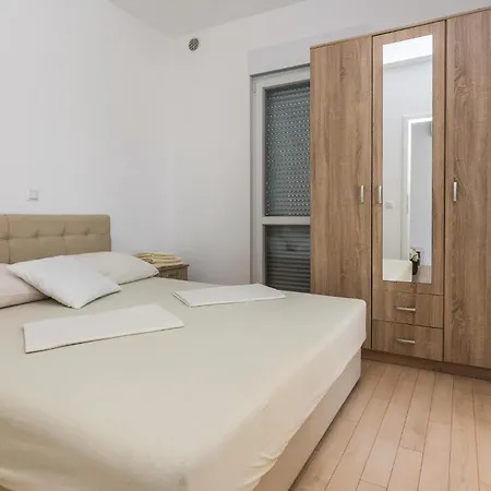 One-bedroom In